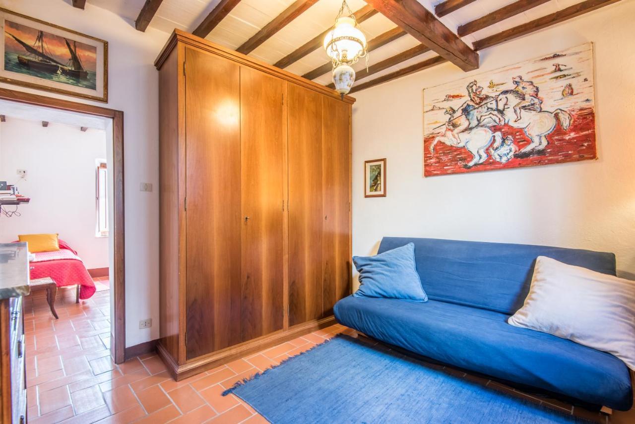 Casa Francesca Apartment มอนตาลชิโน ภายนอก รูปภาพ