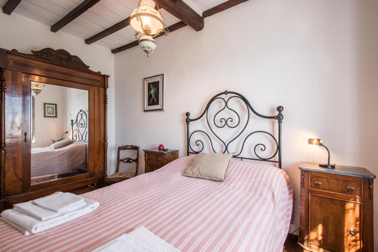 Casa Francesca Apartment มอนตาลชิโน ภายนอก รูปภาพ